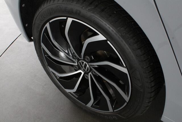 Volkswagen GOLF 1.4 eHybrid > Pano.schuifdak/Moonstone Grey/Memory/17 inch