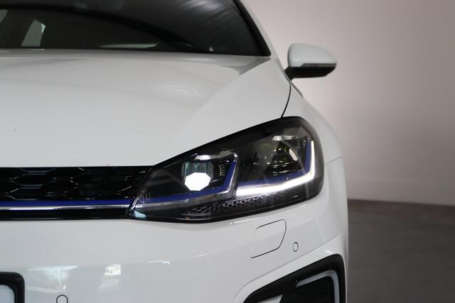 Volkswagen GOLF 1.4 TSI PHEV GTE Standkachel, LED, Apple Carplay/Android Auto, ACC,