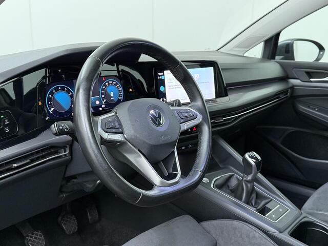 Volkswagen GOLF 1.5 TSI Style | 131 PK | Adaptive Cruise Control | Navigatiesysteem | Parkeersensoren | Stuur- & Stoelverwarming | Apple Carplay/Android Auto |