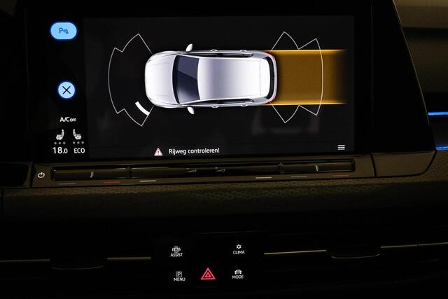 Volkswagen GOLF 1.4 eHybrid GTE | WINTER PACK | IQ LIGHT | PANORAMADAK | STUURVERWARMING | TREKHAAK | 18"