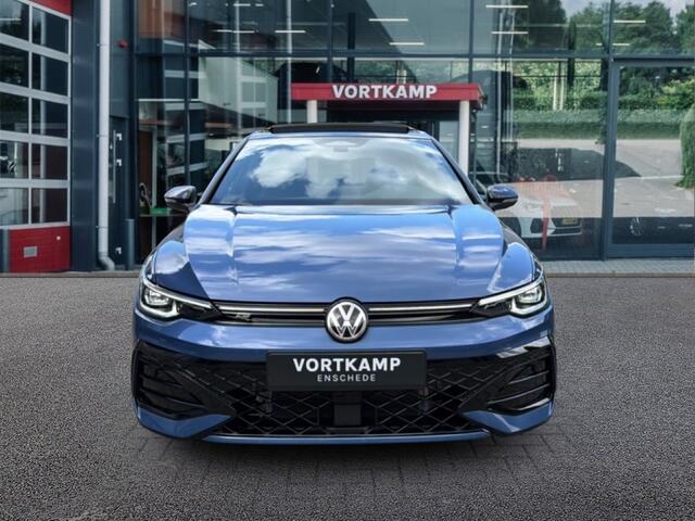 Volkswagen GOLF 1.5 eTSI R-LINE PANO-DAK/CAMERA/ACC/STOEL+STUURVERW/CARPLAY