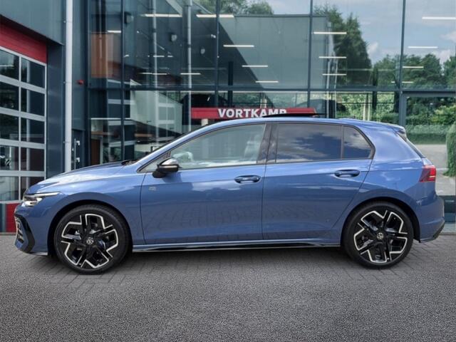 Volkswagen GOLF 1.5 eTSI R-LINE PANO-DAK/CAMERA/ACC/STOEL+STUURVERW/CARPLAY