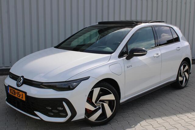 Volkswagen GOLF 1.5 eHybrid GTE | Incl. 12 maanden garantie | Schuif/kantel dak | Stoel/Stuur verwarming | Stoel ventilatie | Trekhaak | Apple CarPlay/Android Auto | Head-Up Display | Adaptieve cruise control | Achterruitrijcamera | Keyless Entry/Start | Climate Controle | Parkeersensoren | Parkeer Assistentie | IQ.Lights | Navigatie |