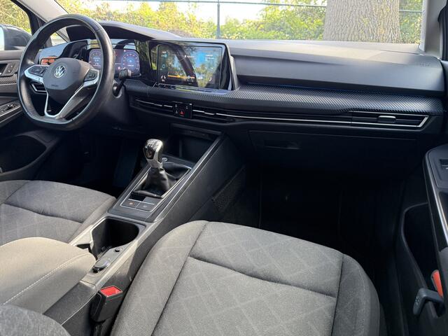 Volkswagen GOLF 1.5 TSI Life Business