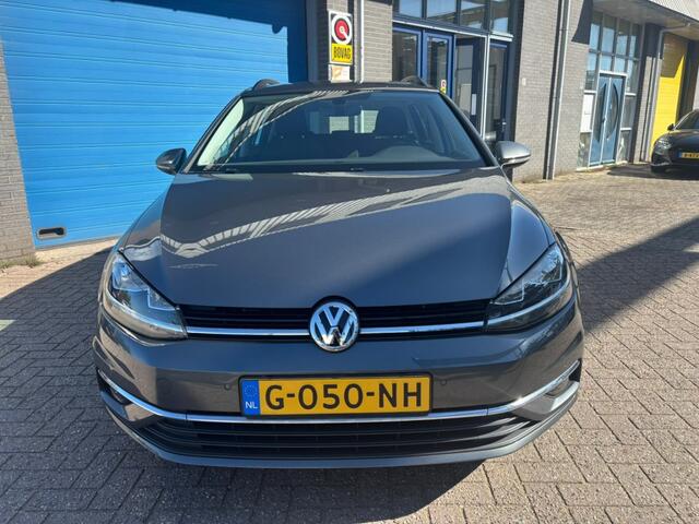 Volkswagen GOLF Variant 1.0 TSI COMFORTLINE / 4 seasonbanden / 12mnd BOVAG-garantie