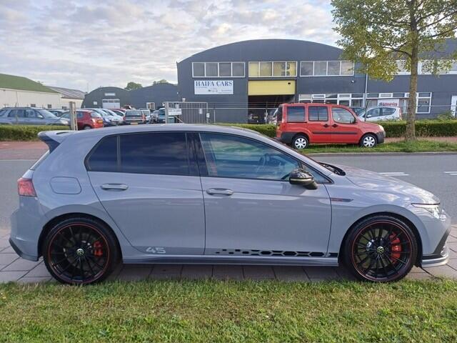 Volkswagen GOLF 2.0 TSI 4Motion R