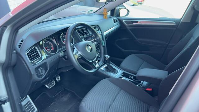 Volkswagen GOLF 1.0 TSI Comfortline AUTOMAAT / CARPLAY / CLIMA / STOELVERW / PDC / BLUETOOTH / CRUISE