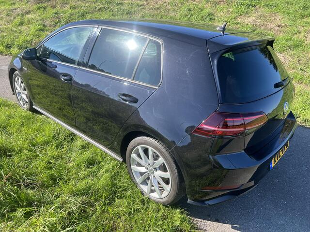 Volkswagen GOLF Variant 1.5 TSI Highline Business R