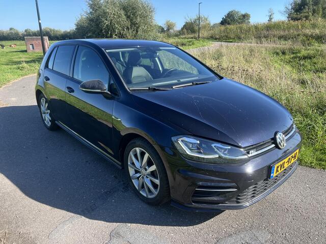 Volkswagen GOLF Variant 1.5 TSI Highline Business R