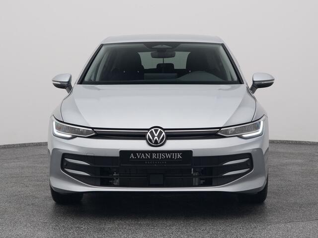 Volkswagen GOLF 1.5 eHybrid Life Edition | CAMERA | ADAPTIVE | STOEL- EN STUURVERW.