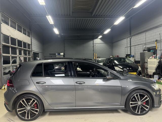 Volkswagen GOLF 2.0 TDI GTD DSG PANO CAM DYN DIGIT 184PK
