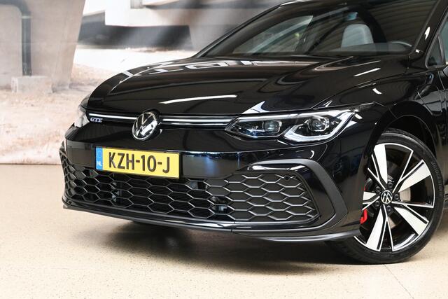 Volkswagen GOLF 1.4 eHybrid 245pk GTE | Pano | Leder | Memory | IQ. Light | 100% (Dealer) onderhouden label