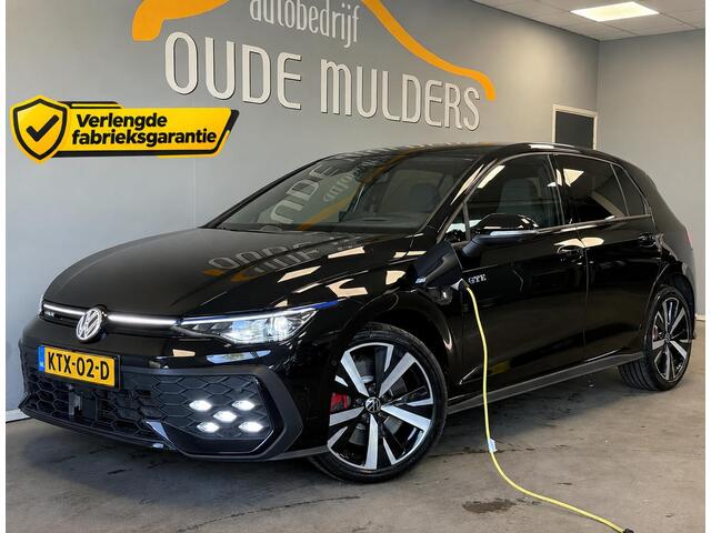 Volkswagen GOLF 1.5 eHybrid GTE SOH 100% | Trekhaak | Adaptive cruise | 360 | Head-up | Sfeer | Stoelverwarming | Carplay |