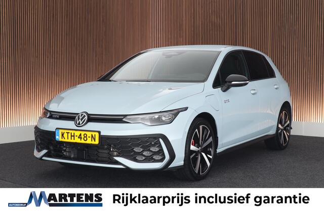 Volkswagen GOLF 1.5 eHybrid GTE 272pk Black Style DCC Trekhaak Camera Stoelverwarming HUD Keyless Navigatie