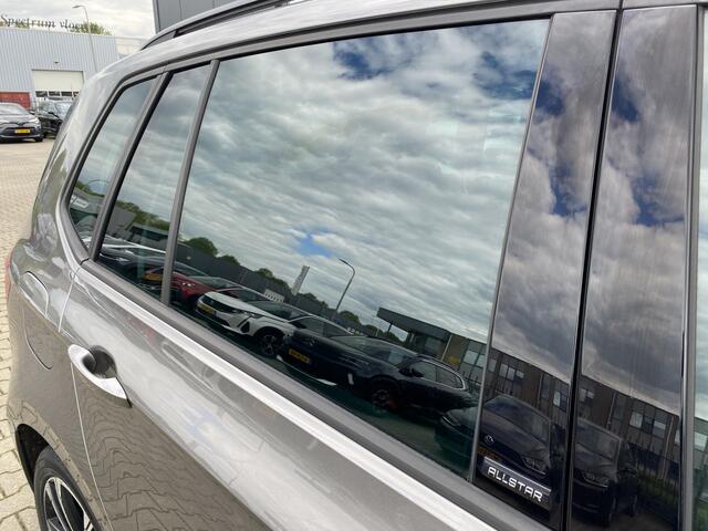 Volkswagen GOLF SPORTSVAN 1.4 TSI Connected Series trekhaak , Navigatie, Stoelverwarming