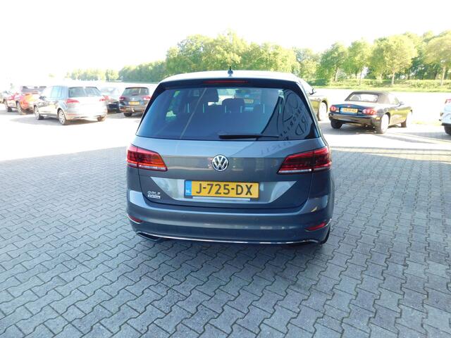 Volkswagen GOLF SPORTSVAN 1.5 TSI/DSG Led, Acc, Trekhaak, Pdc, Camera.