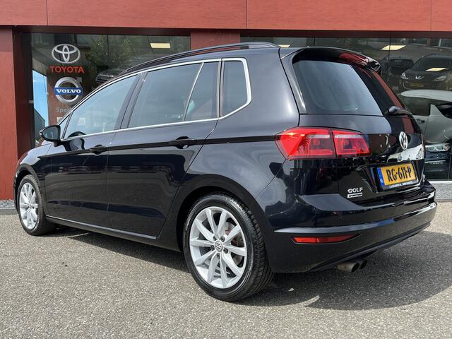 Volkswagen GOLF SPORTSVAN 1.4 TSI Highline | Massage | 17'' | Stoelverw. | Navi