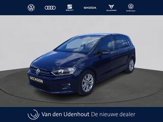 volkswagen-golf-sportsvan-1.0-tsi-a
