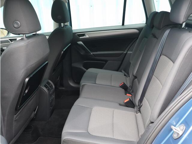 Volkswagen GOLF SPORTSVAN 1.0 TSI 115PK AUTOMAAT DSG Comfortline | TREKHAAK | AIRCO | NAVI |