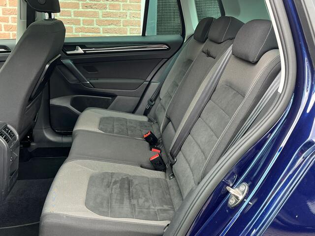 Volkswagen GOLF SPORTSVAN 1.5 150pk TSI ACT Highline Edition. Panodak, Camera, Navi, StoelVerw, Haak 1500kg