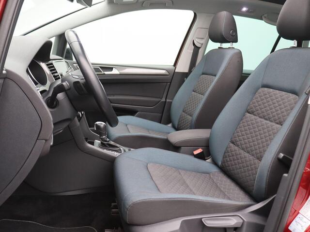 Volkswagen GOLF SPORTSVAN 1.5 TSI ACT Highline 130PK DSG Pano-Schuifdak, Achteruitrijcamera, Adaptieve Cruise Controle, Stoelverwarming, Side Assist, Keyless, Navi, Trekhaak, 17" LM Velgen