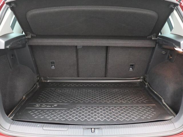 Volkswagen GOLF SPORTSVAN 1.5 TSI ACT Highline 130PK DSG Pano-Schuifdak, Achteruitrijcamera, Adaptieve Cruise Controle, Stoelverwarming, Side Assist, Keyless, Navi, Trekhaak, 17" LM Velgen