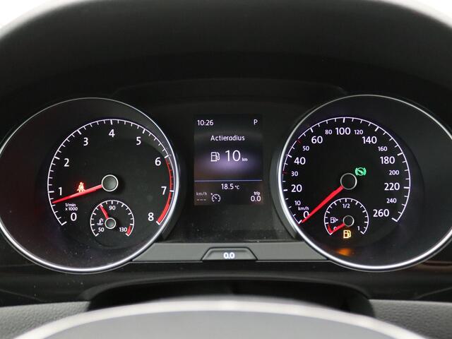Volkswagen GOLF SPORTSVAN 1.2 TSI Highline 105PK DSG Achteruitrijcamera, Keyless, Navi, Cruise Controle, Clima, Trekhaak, 17" LM Velgen