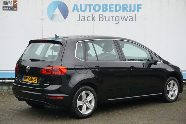 Volkswagen GOLF SPORTSVAN 1.2 TSI Highline Trekhaak | PDC | Adapt. Cruise Control *All in prijs*