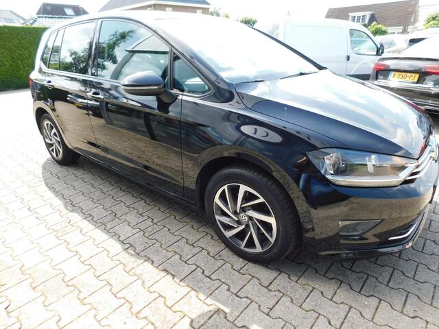 Volkswagen GOLF SPORTSVAN 1.2 TSI/DSG, connected, Acc, Pdc, Carplay
