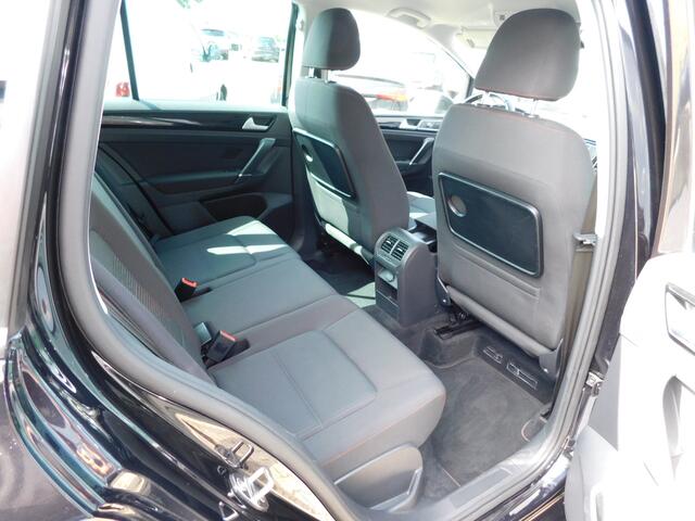 Volkswagen GOLF SPORTSVAN 1.2 TSI/DSG, connected, Acc, Pdc, Carplay