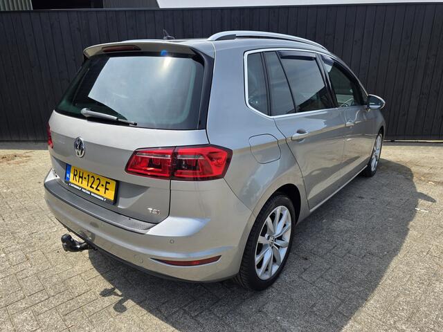 Volkswagen GOLF SPORTSVAN 1.4 TSI Highline