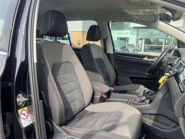 Volkswagen GOLF SPORTSVAN 1.4 TSI Highline Business |
