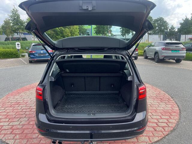 Volkswagen GOLF SPORTSVAN 1.4 TSI Highline Business |