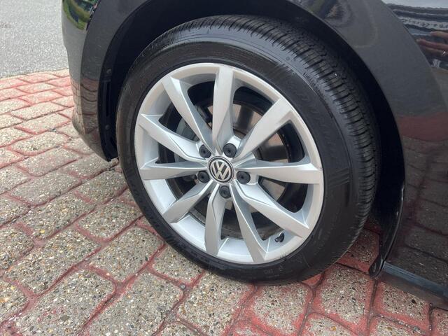 Volkswagen GOLF SPORTSVAN 1.4 TSI Highline Business |
