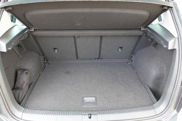 Volkswagen GOLF SPORTSVAN 1.5 TSI UNITED Edition Winter pack Trekhaak All-seasons