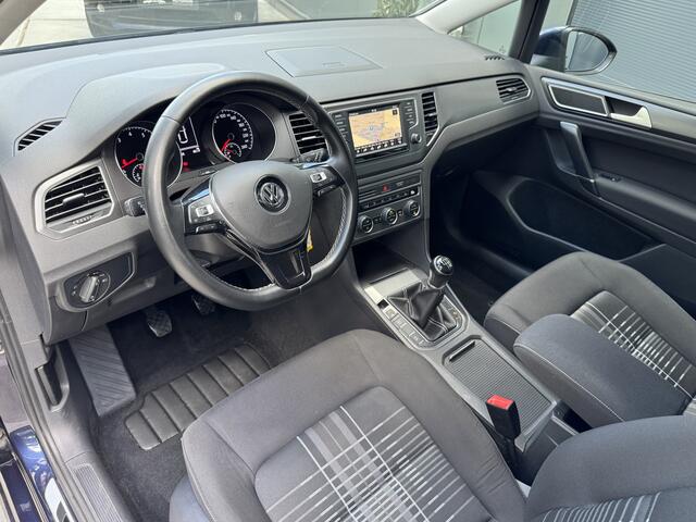 Volkswagen GOLF SPORTSVAN 1.2 TSI 110pk H6 Lounge Business Navigatie PDC Trekhaak Xenon