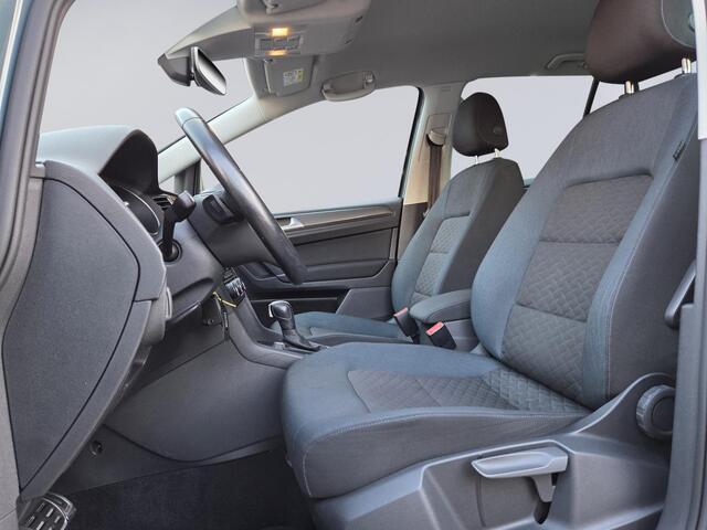 Volkswagen GOLF SPORTSVAN 1.5 TSI ACT Highline /Apple Carplay/Lane-Side-Front assist/Stoelverw./Adaptive Cruise Contr./Climate Contr./Grootlichtass./Navi/16''LMV/(MET GARANTIE*)