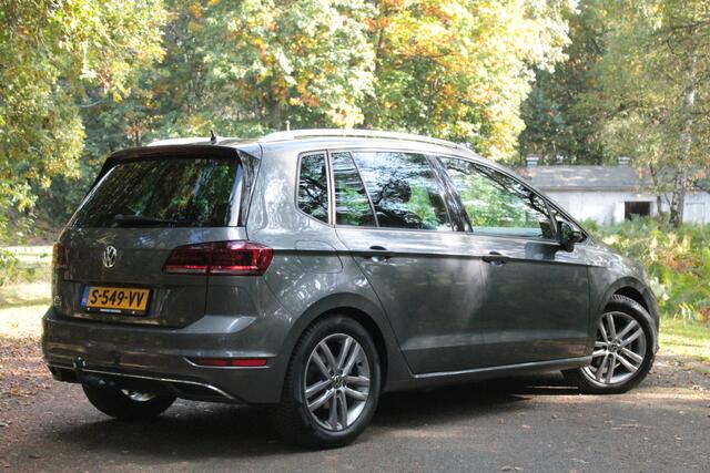 Volkswagen GOLF SPORTSVAN 1.5 TSI ACT Highline Edition | ACC | Carplay | Camera