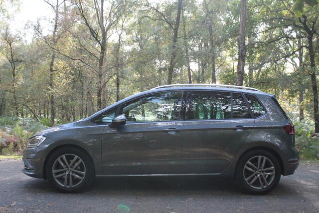 Volkswagen GOLF SPORTSVAN 1.5 TSI ACT Highline Edition | ACC | Carplay | Camera