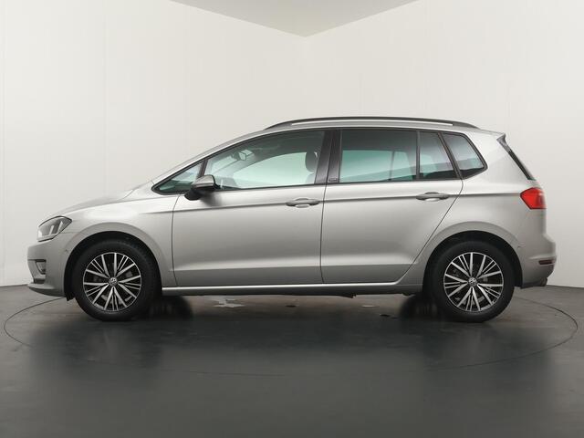 Volkswagen GOLF SPORTSVAN 1.2 TSI Business Edition - Navigatie - Stoelverwarming - Climate Control - Trekhaak