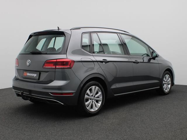 Volkswagen GOLF SPORTSVAN 1.5 TSI ACT Comfortline 130PK DSG Trekhaak, Adaptieve Cruise Controle, Achteruitrijcamera, PDC voor + achter, Navi, Clima, Stoelverwarming, 16" LM Velgen