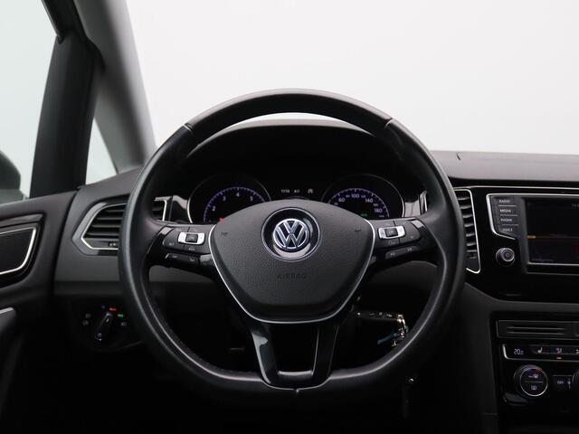 Volkswagen GOLF SPORTSVAN 1.4 TSI Highline 150PK DSG Adaptieve Cruise Controle, Trekhaak, Achteruitrijcamera, Ergo Comfort Stoel, 17" LM Velgen, Navi, Stoelverwarming