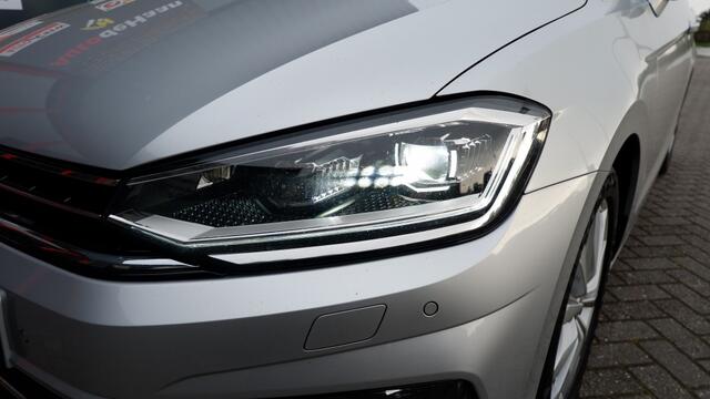 Volkswagen GOLF SPORTSVAN 1.5 TSI ACT Highl. Nieuw type Navi/ACC/17"