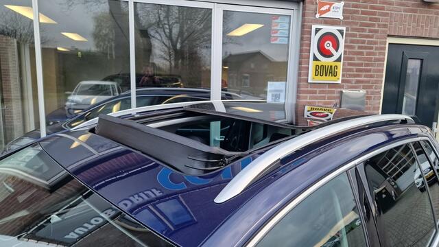 Volkswagen GOLF SPORTSVAN 1.5 TSI ACT Highline, Schuif kanteldak, Stoelverwarming, Trekhaa