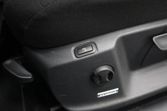 Volkswagen GOLF SPORTSVAN 1.5 TSI ACT Highline Automaat | ACC | LED | Navigatie | Camera