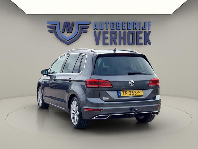 Volkswagen GOLF SPORTSVAN 1.5 TSI Highline Automaat - Trekhaak - NL Auto - Camera