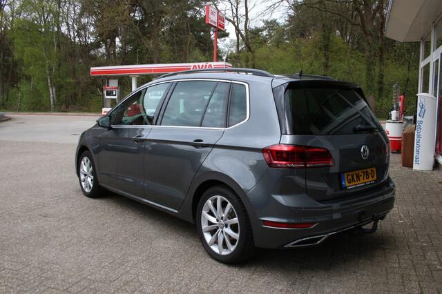 Volkswagen GOLF SPORTSVAN 1.5 TSI ACT Highline, Navi, Cruise, Camera, Trekhaak, Stoelverw.