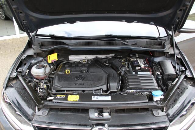 Volkswagen GOLF SPORTSVAN 1.5 TSI ACT Highline, Navi, Cruise, Camera, Trekhaak, Stoelverw.