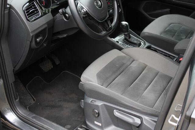 Volkswagen GOLF SPORTSVAN 1.5 TSI ACT Highline, Navi, Cruise, Camera, Trekhaak, Stoelverw.