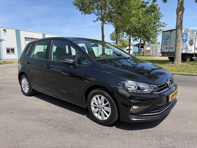 Volkswagen GOLF SPORTSVAN 1.0 TSI Comfortline Automaat DSG 110 PK. Nieuwe auto !!!
